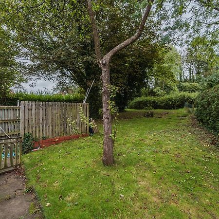 Augusta Lodge Moseley برمنغهام المظهر الخارجي الصورة